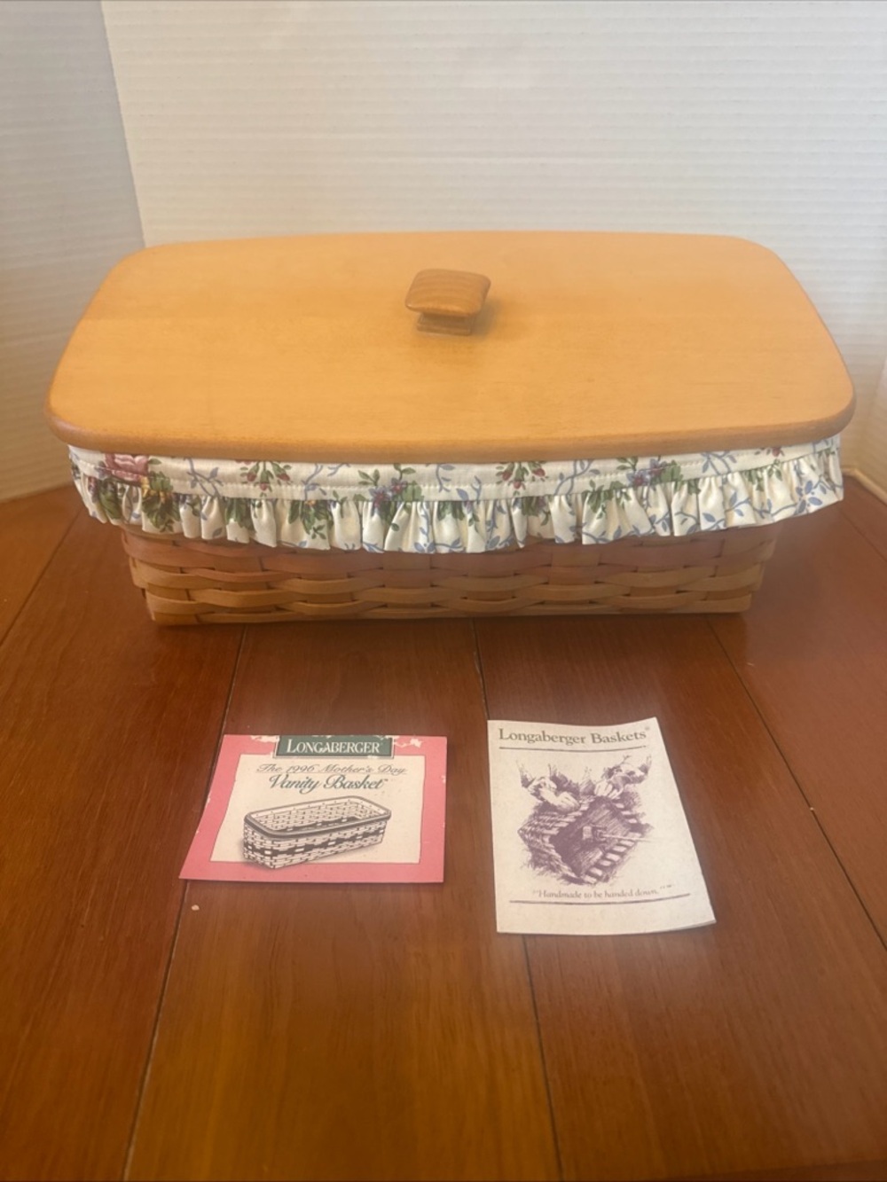 VTG 1996 Longaberger Mother’s Day Vanity Basket W/ Lid, Fabric & Plastic Liner